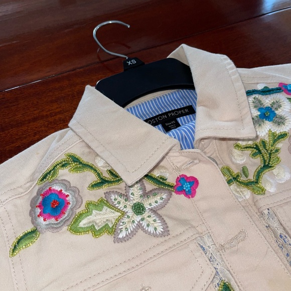 Woman BOSTON PROPER Ivory lace beaded Embellished Denim jacket XS - Picture 8 of 14